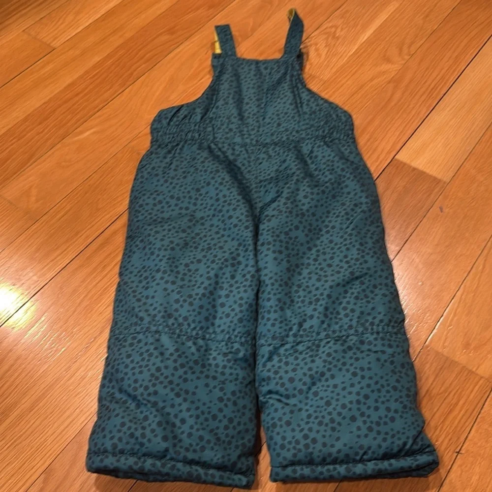 Carter’s boy bib Snowpants size 12 .